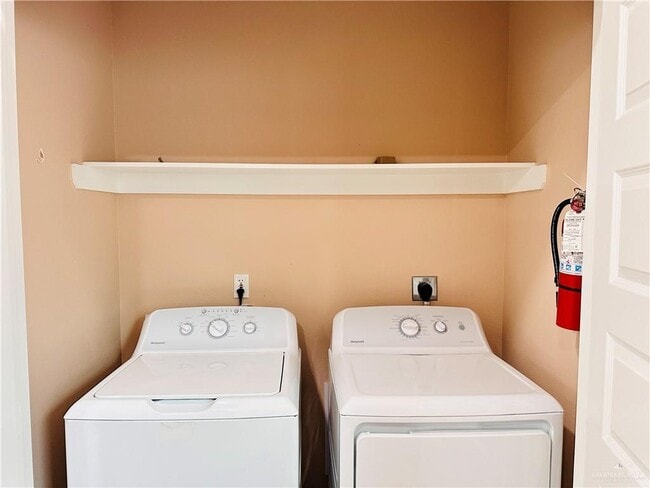 2900 W Kenwood St Unit 2