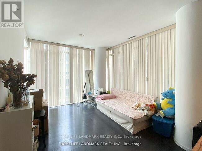 Photo - 75 St Nicholas St Unit 608