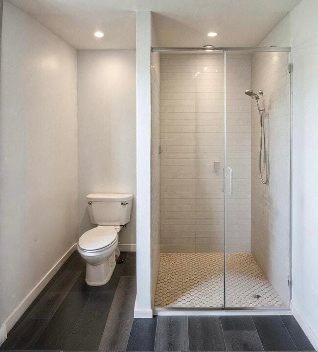 Photo - 2406 Chestnut Log Ln Unit #2