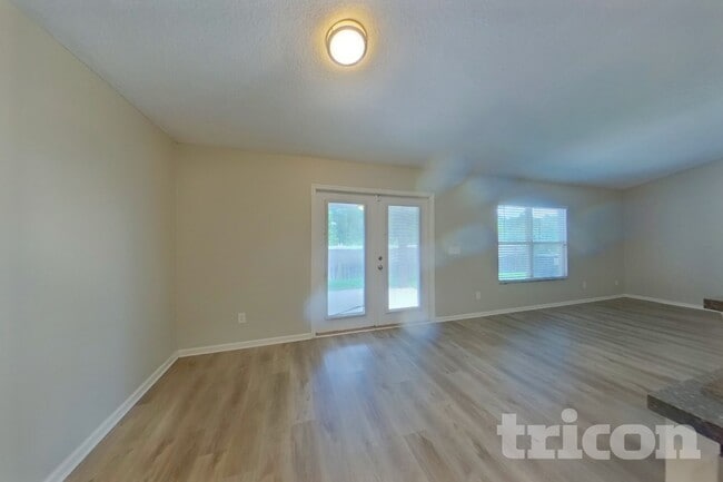 Photo - 15180 Bareback Dr