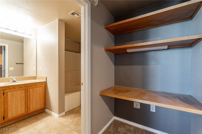 Building Photo - 10001 Peace Way Unit 2230