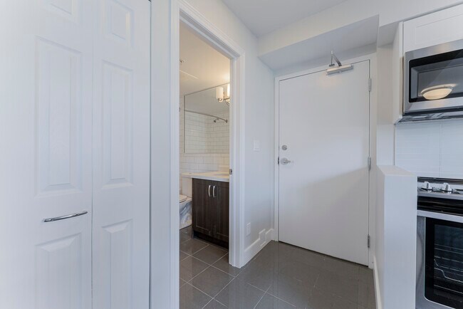 Photo - Valhalla Court I