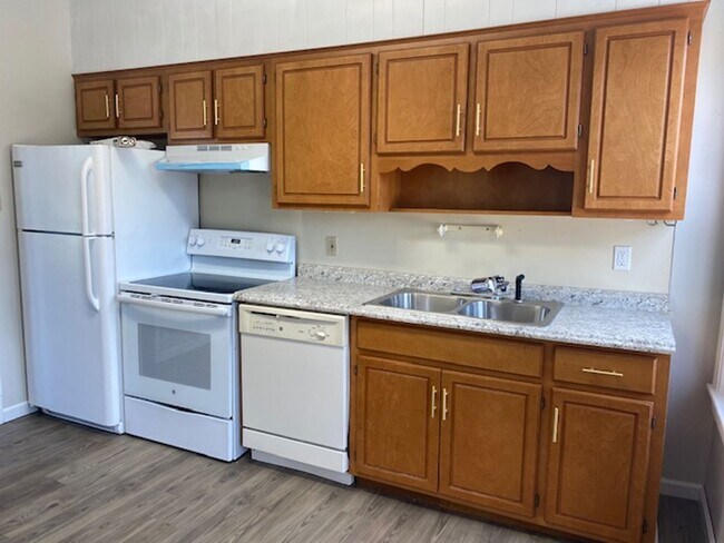 Photo - Chelsea Avenue Court Unidad 1340 Cheslea Ave, Apt #1