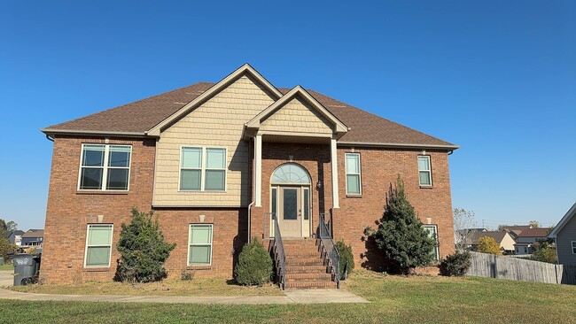 Building Photo - 1701 Winterhaven Ct