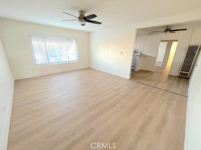 Photo - 2115 Placentia Ave Unidad 18