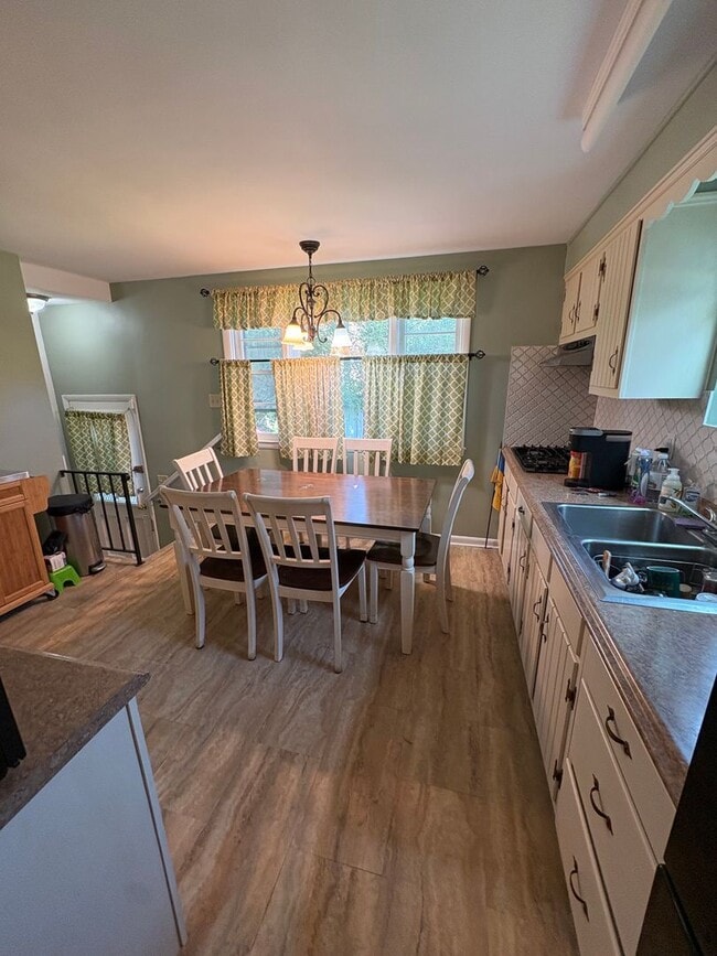Photo - 6192 Northwood Dr