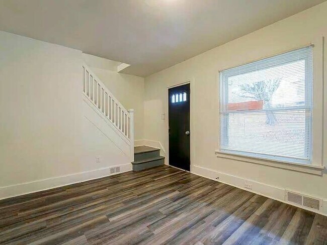 Photo - 2411 Wurzell Ave