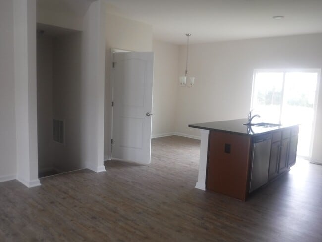 Photo - 202 Magellan Dr