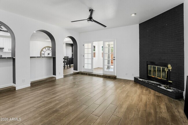 Photo - 1610 N Stapley Dr Unit 111