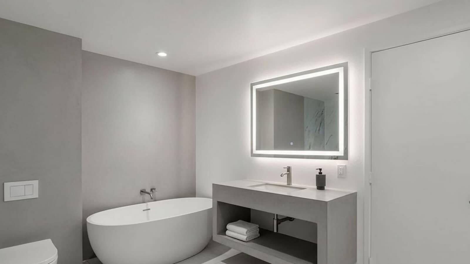 Photo - 49 King St Unit 4