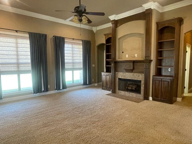 Photo - Gardens Of Southgate Beauty, Waiting for You!