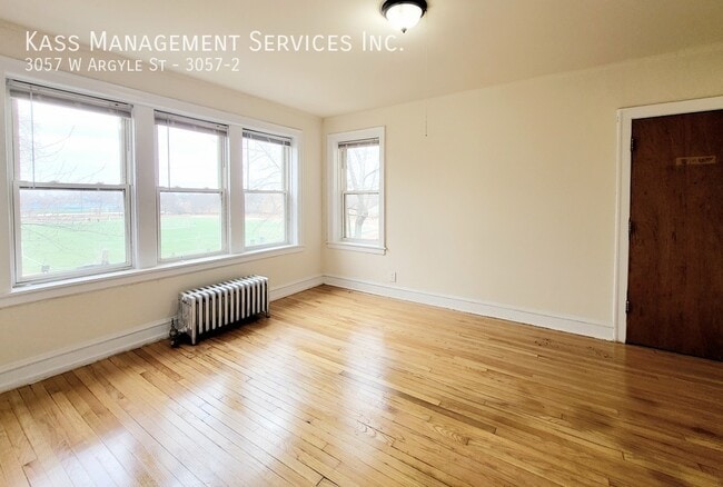 Photo - 3057 W Argyle St Apartment Unit 3057-2