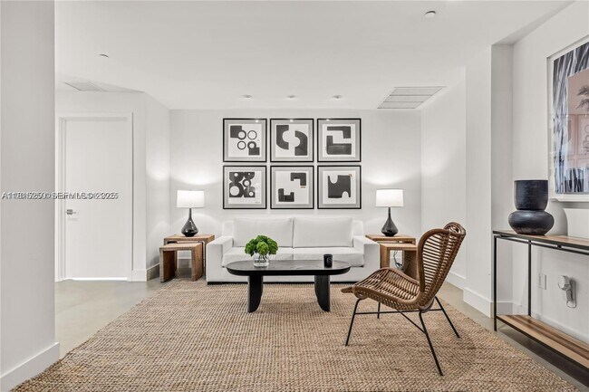 Photo - 650 NE 32nd St Unidad BH6