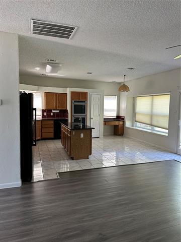 Photo - 2036 Frontier Trail