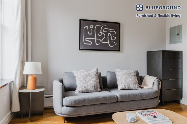 Photo - 51 Leroy St Unit FL3-ID1564