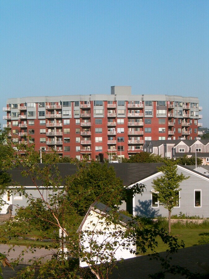 Photo - Breakwater at Spring Point Apartments