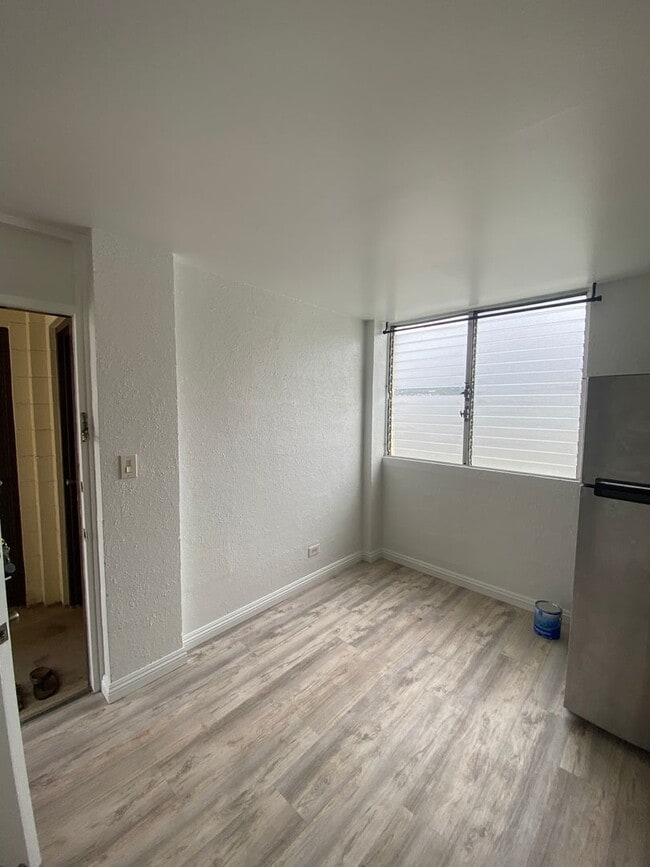 Photo - Convenient 1 Bedroom, 1 Bath, 1 Parking  Near Waikiki