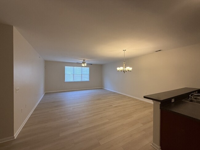 Photo - 924 Southmoor Dr