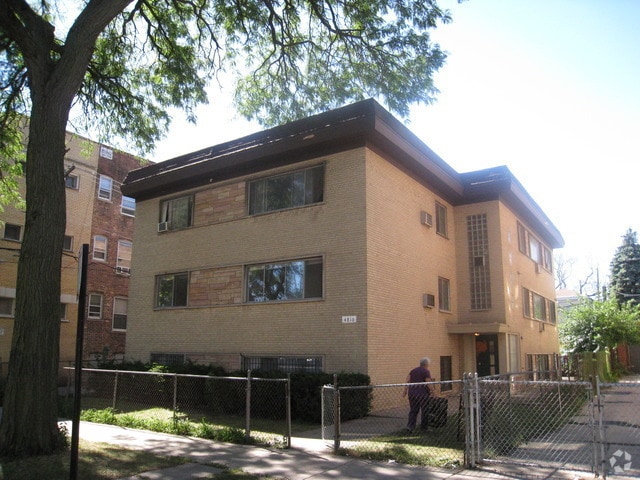 Building Photo - 4816 N Springfield Ave Unit 3 Rental