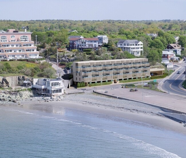 Building Photo - 120 Nantasket Rd Unit PH4