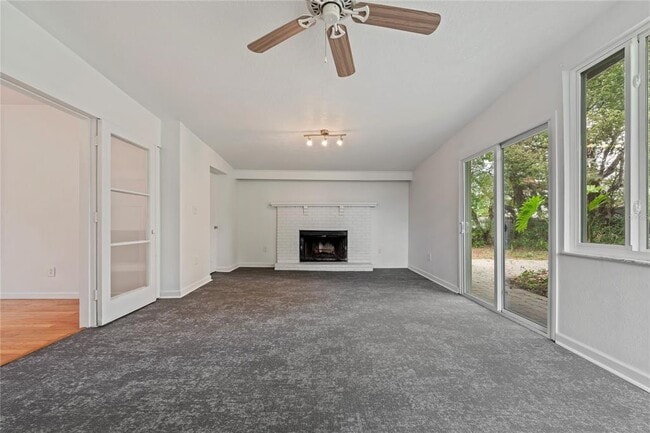 Photo - 2115 Sycamore Dr