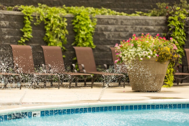 Crowne at Cahaba River