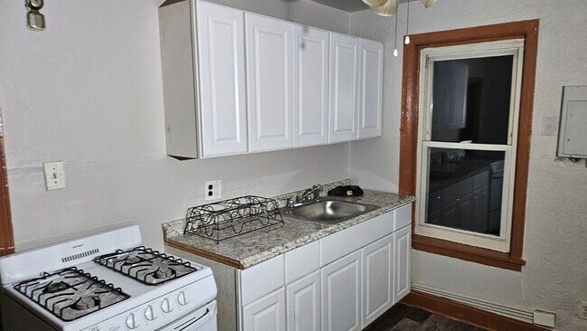 348 Taylor Terrace Unit A