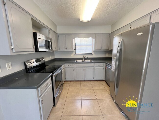 Photo - Charming 3 Bedroom Home in Countryview Estates community with Solar Panels!