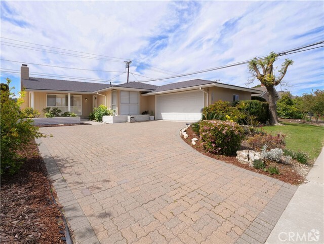 Building Photo - 27665 Longhill Dr Rental