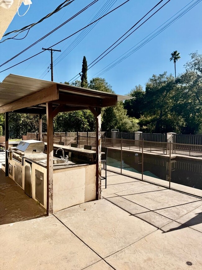 Photo - Gorgeous Tarzana Home