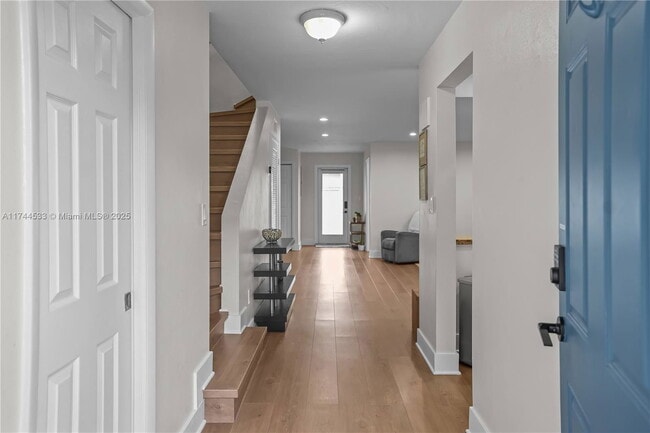 Photo - 9015 SW 96th Ave