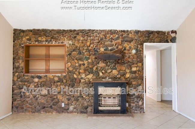 Photo - 801 E Halcyon Rd