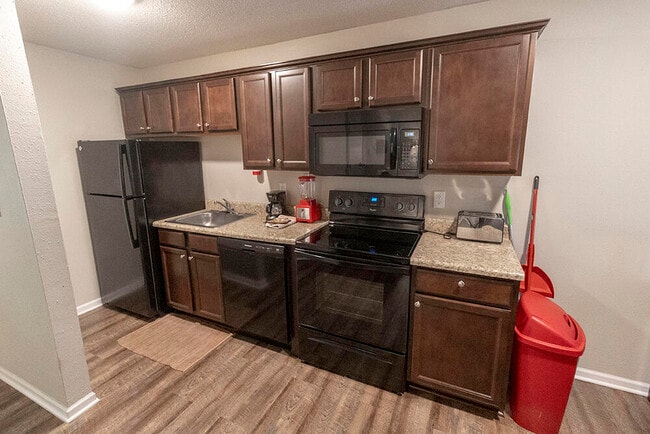 Photo - 105 N Garth Ave Unit 46