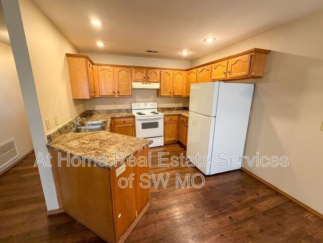 Photo - 1133 S Clifton