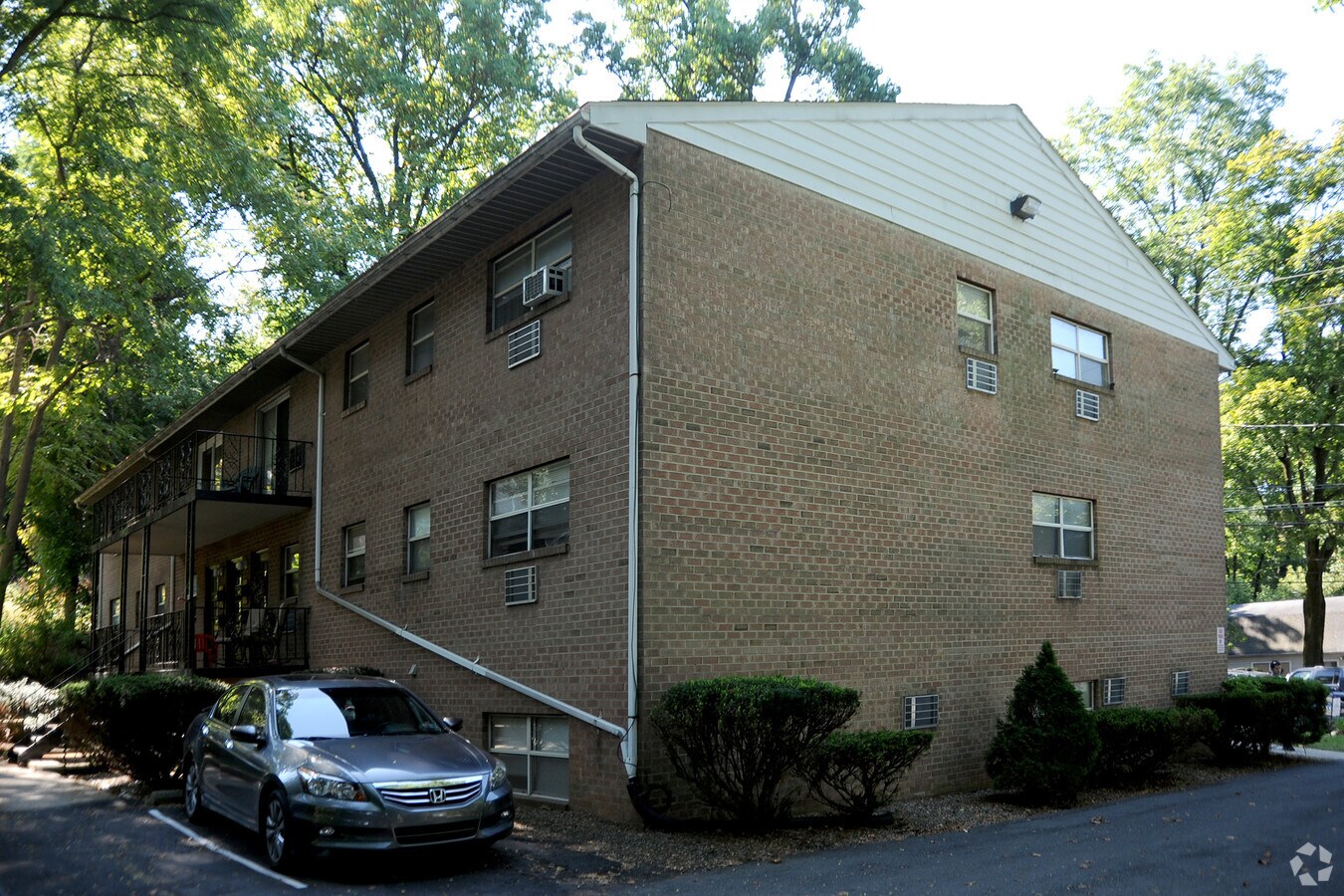 Photo - The Nestings - 2525 S 5th