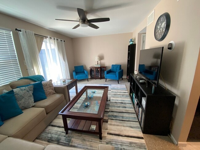 Photo - 6264 Ducketts Ln