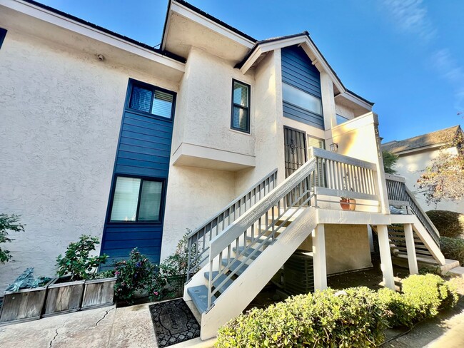 Spacious & Upgraded 2BR/2.5BA Townhome in ... - Spacious & Upgraded 2BR/2.5BA Townhome in ...