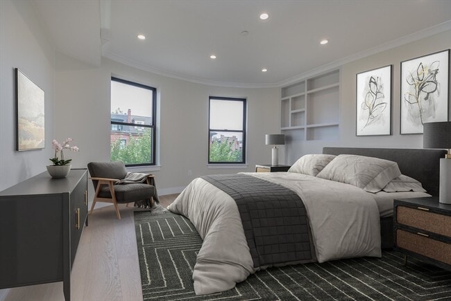 Building Photo - 577 Massachusetts Ave Unit PH Rental