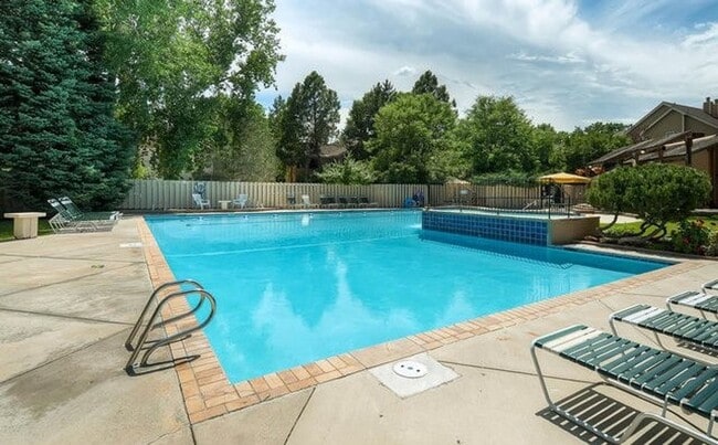 Photo - 6054 Gunbarrel Ave Unit D