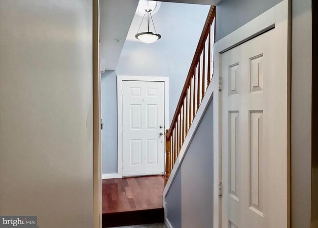 Building Photo - 16210 Ellipse Terrace