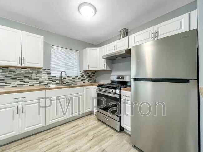 Photo - 22311 Arline Ave Unidad (Upstairs North )