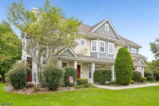 156 Old Farm Dr