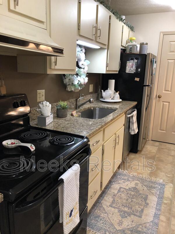 Photo - Greentree Apartments - Greentree Building