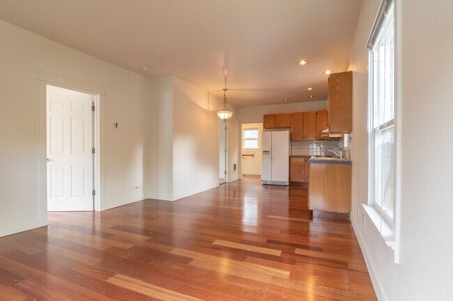 Photo - 1004 N Mason St