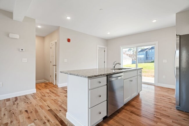 Photo - Half Peak Ledges