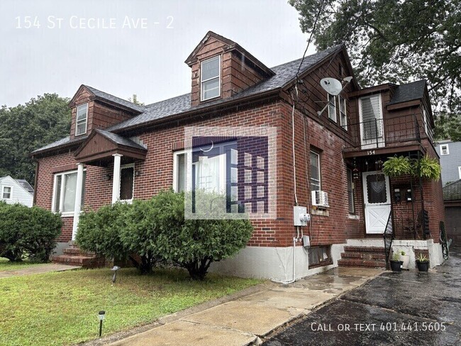 Building Photo - 154 St Cecile Ave Unit 2