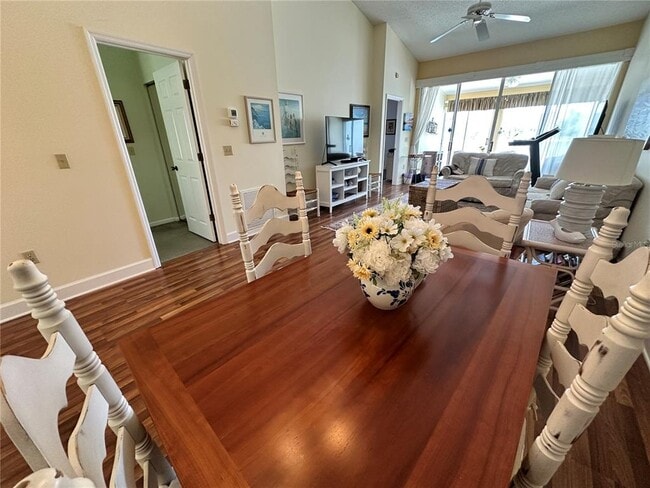1207 Spoonbill Landings Cir