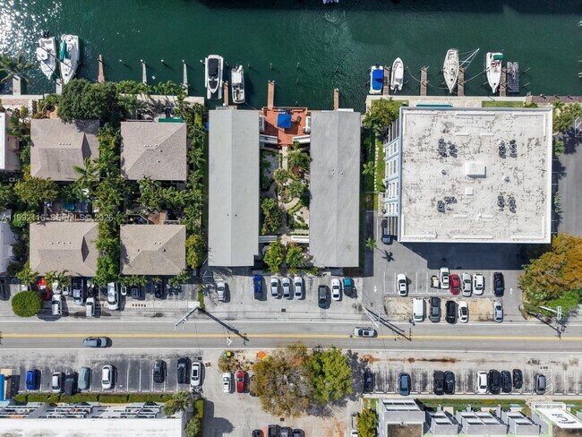 Photo - 1440 SE 15th St Unidad 22