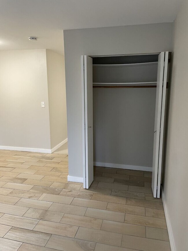 Photo - Mercer Crest Apartments