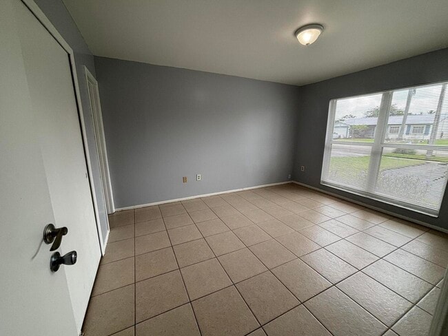 Photo - 11421 NW 39th Pl